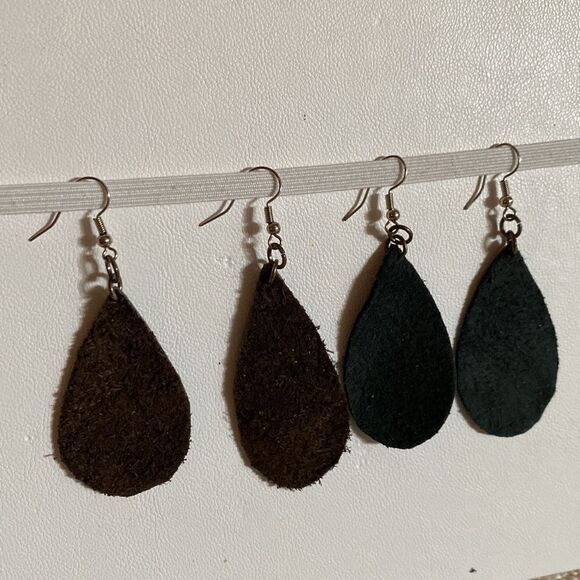 Women’s Waterdrop Earrings Leather 2 Pairs - Picture 2 of 4